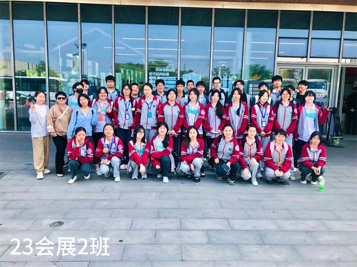 合影 (4).jpg