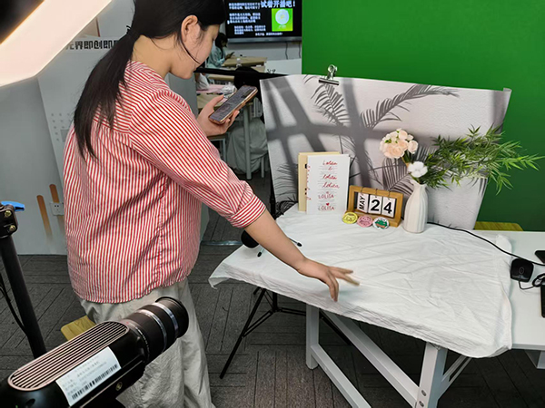 9 直播秘境特训营 (3).jpg 9 直播秘境特训营 (3).jpg